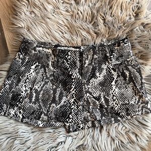 Express Black and white casual shorts